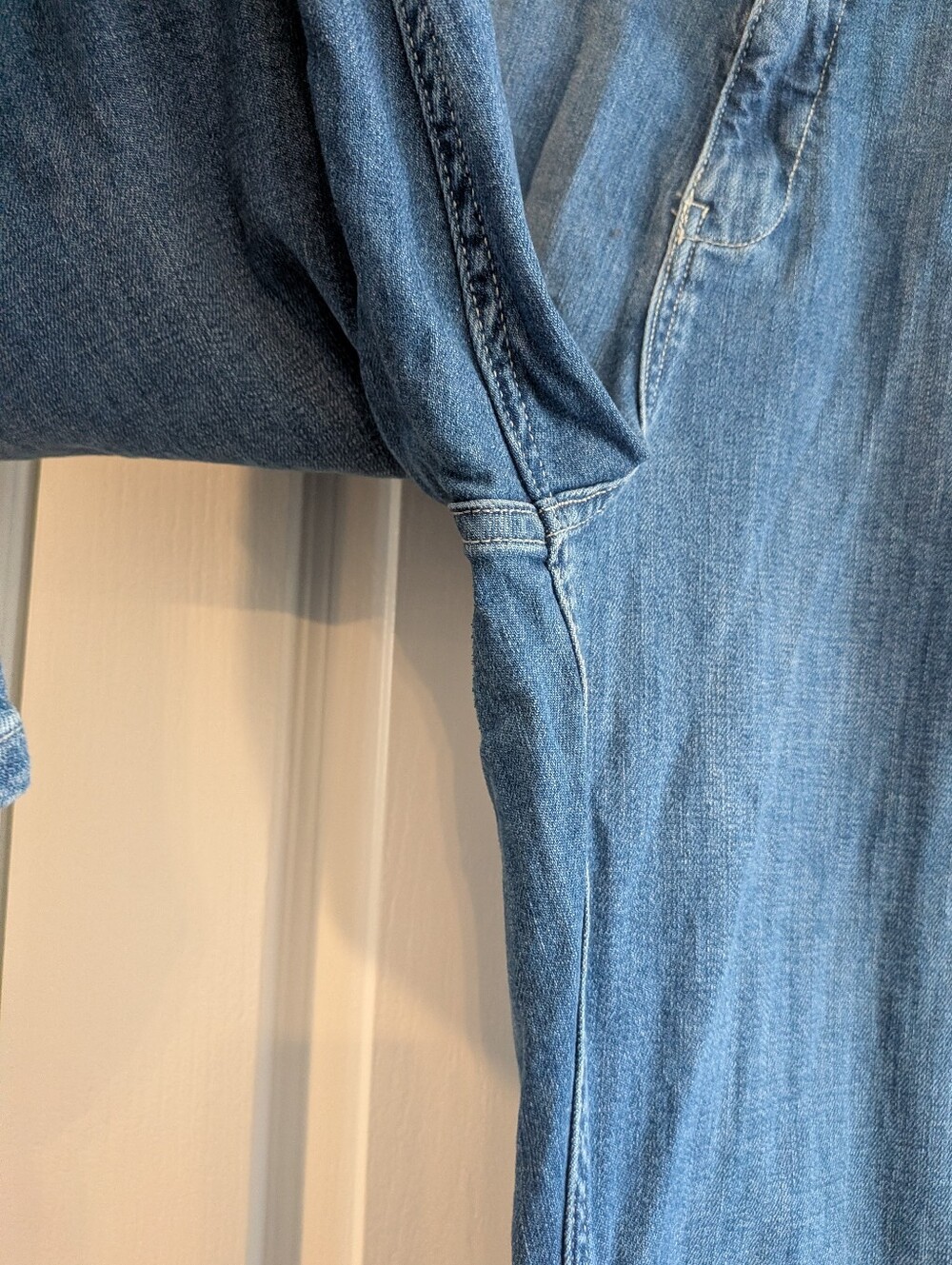 Anthropologie Pilcro Tower Flare Mid-Rise Jeans Denim Blue Wide Leg Size 34 - Picture 7 of 13